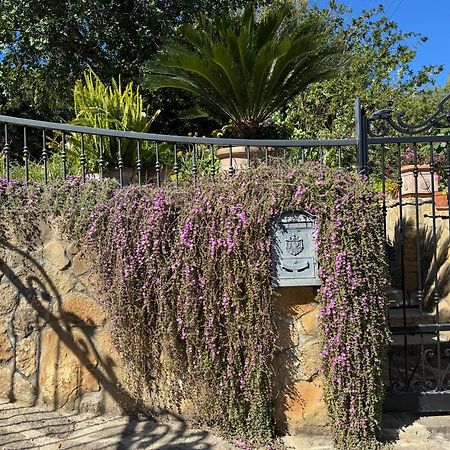 קאפוטרה Villa Dei Fiori - Casa Vacanza מראה חיצוני תמונה