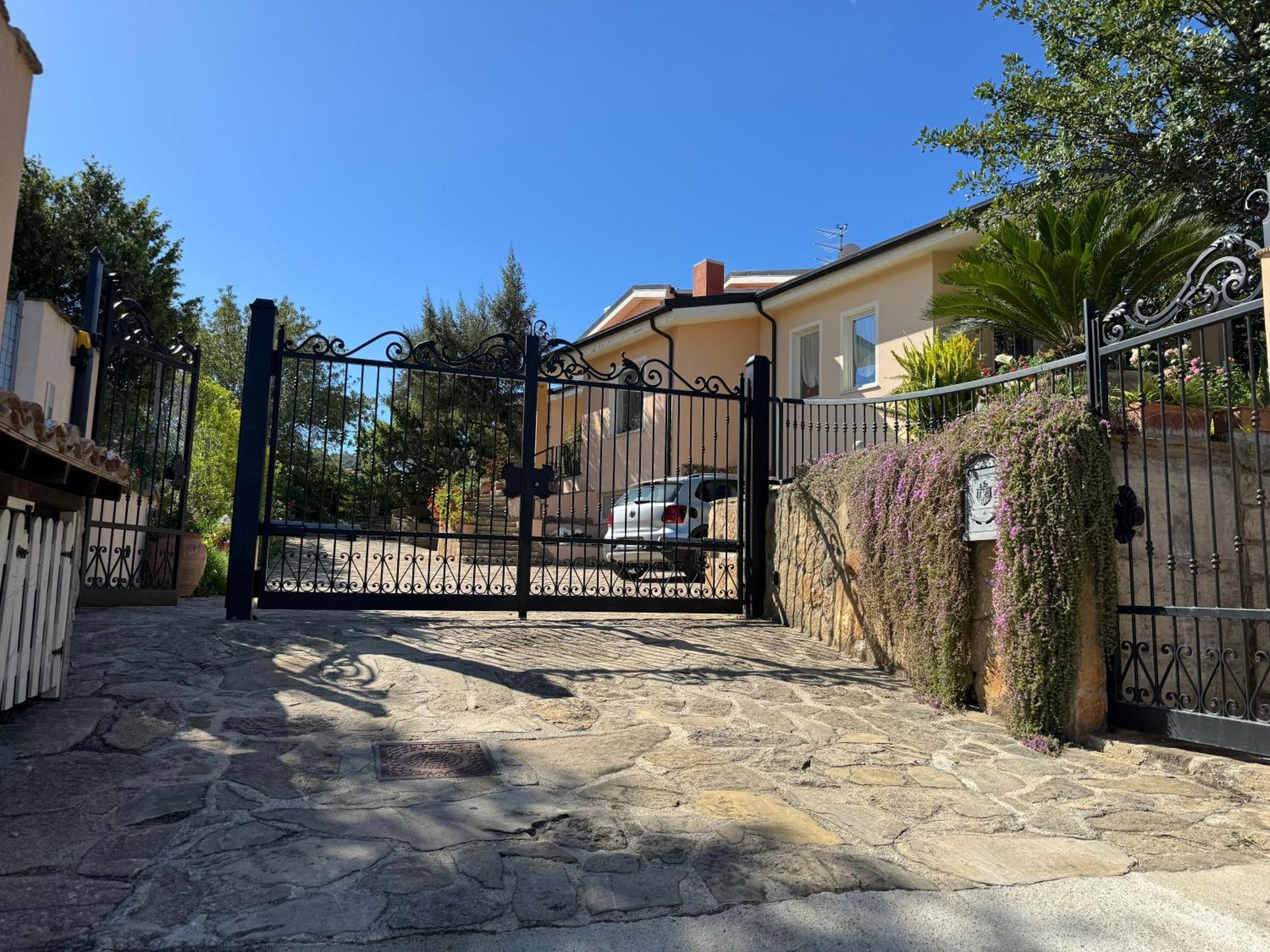 קאפוטרה Villa Dei Fiori - Casa Vacanza מראה חיצוני תמונה