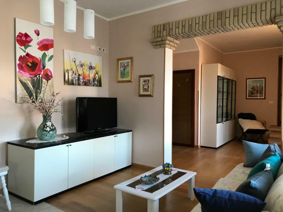 קאפוטרה Villa Dei Fiori - Casa Vacanza מראה חיצוני תמונה